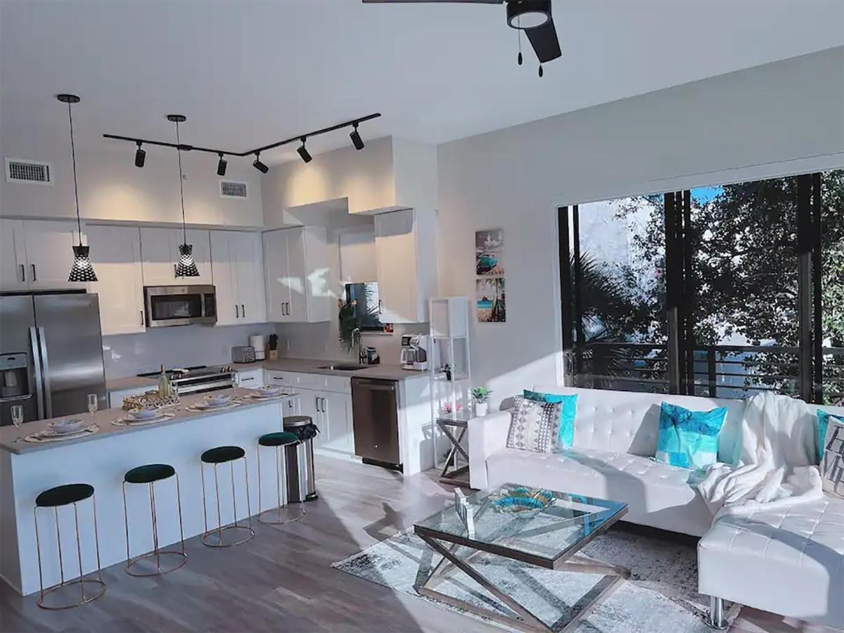 Lux Place And Cozy 3Beds 2Rooms Enjoy Life In Wpb Gym, Ev Station Nearby The Downtown And Beaches West Palm Beach Exterior photo